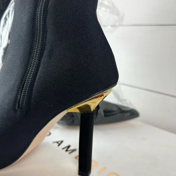NIB Good American Ankle Black Stiletto Heeled Booties Style GA116SN-X Size 8.5